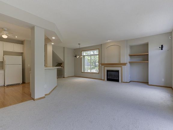 5th image of 2400 Eagle Trace Ln