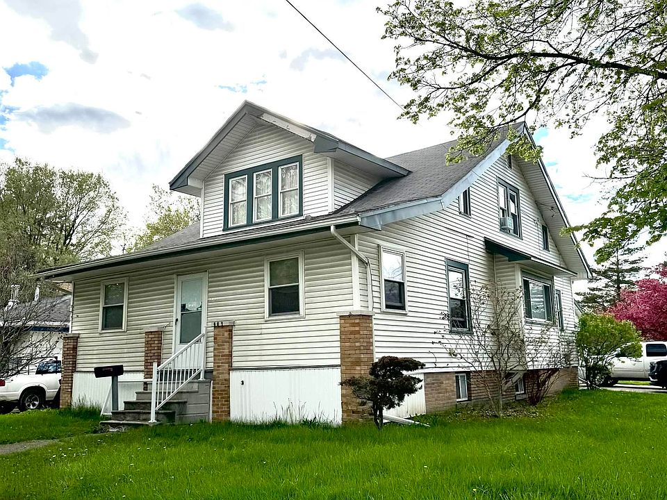 1st image of 903 S Mason St