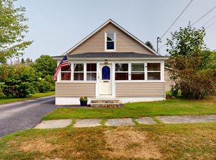 43 Rosedale St, Lewiston, ME 04240