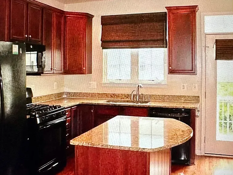 25134 Omaha Ter — Photo 5