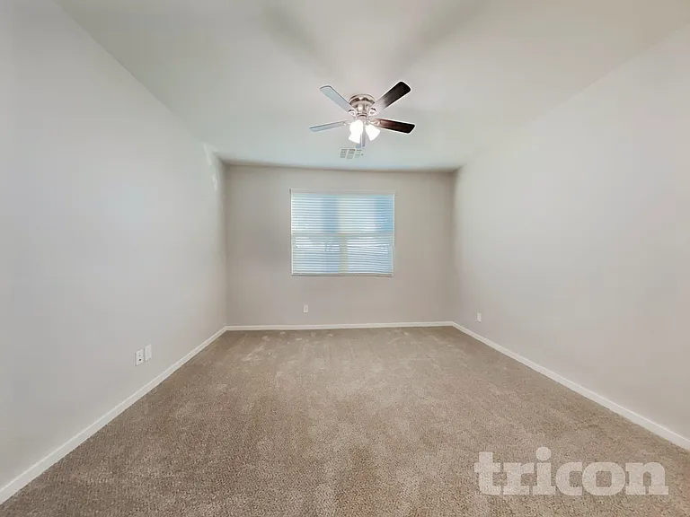 439 W Tenia Trl — Photo 8