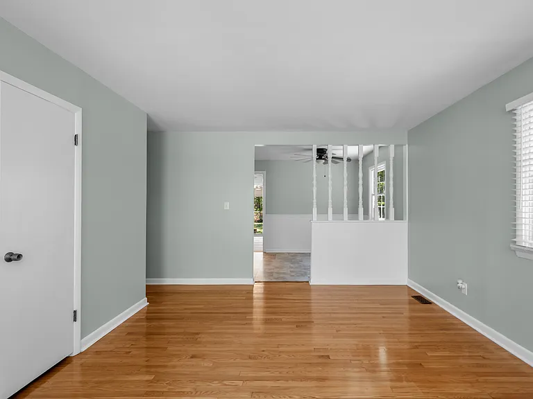 522 S 22nd Ave — Photo 9