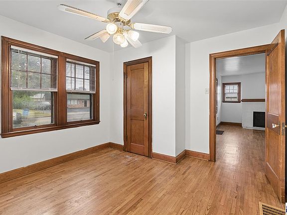 5th image of 1015 S 25th St