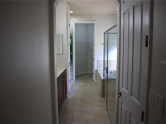 5th image of 12212 Triton Ln