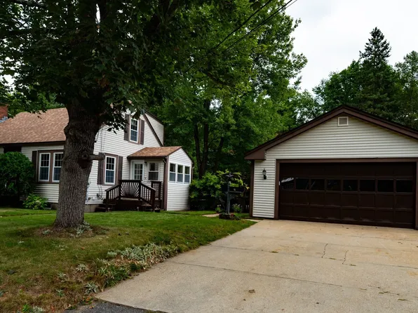 81 Winchester St, Baldwinville, MA 01436