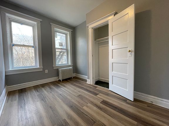3rd image of 102 Romaine Ave #6E