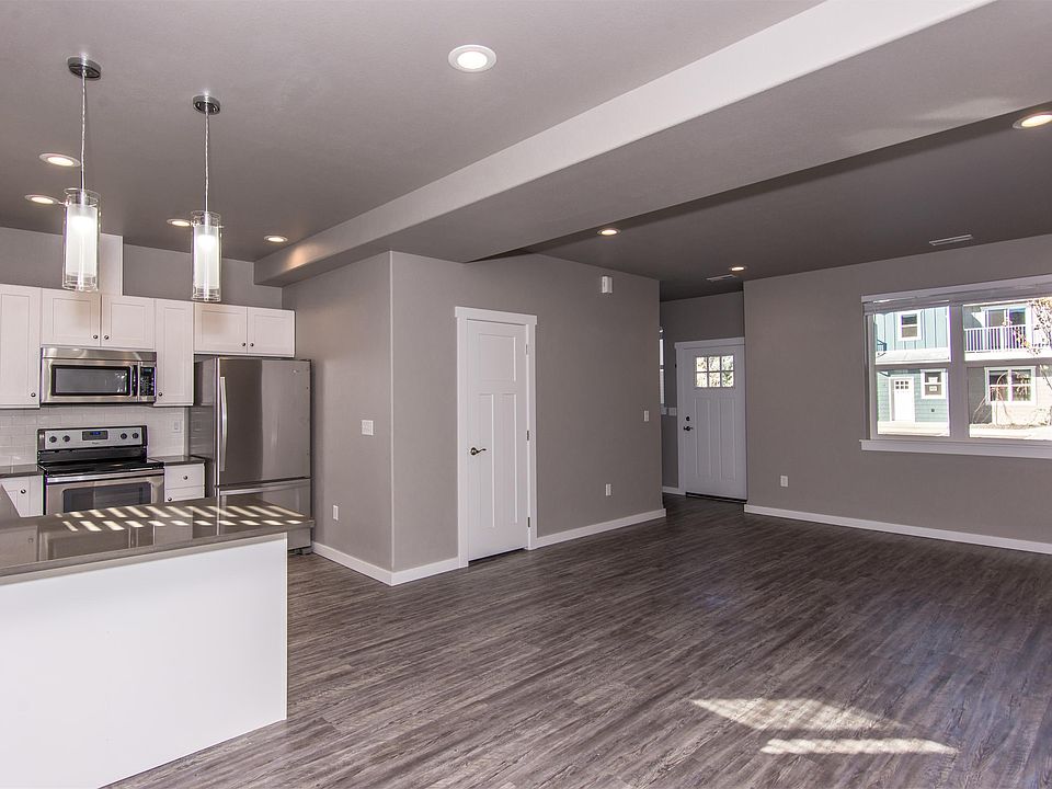 Living / Dining