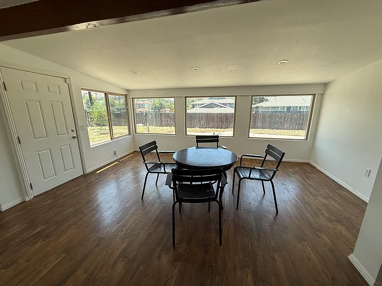 244 Spieth Way — Photo 5