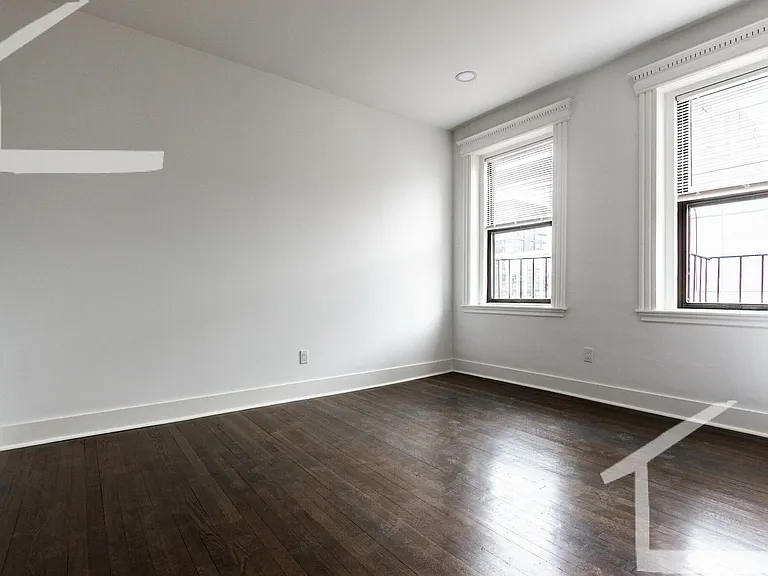 11 Queensberry St #49A — Photo 7