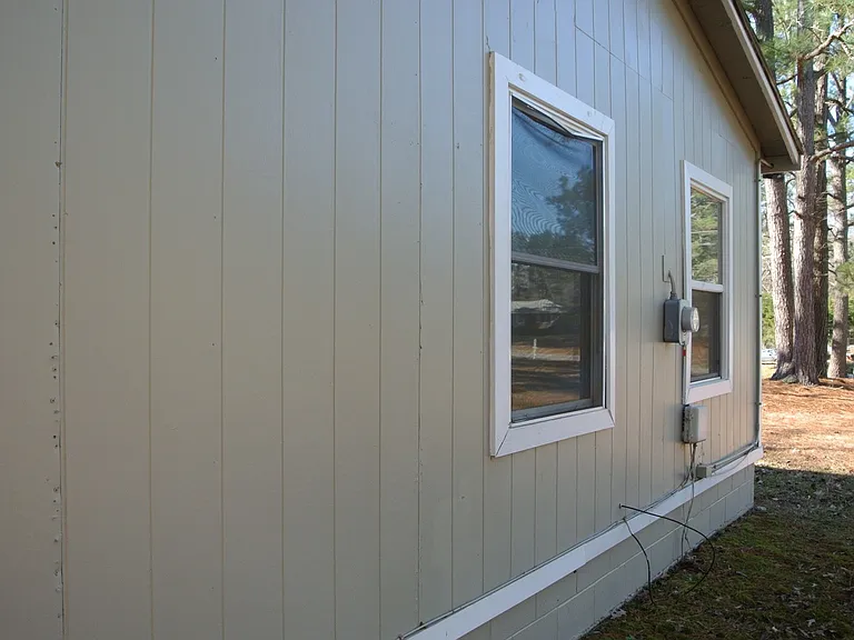 1187 First Street Ext — Photo 3