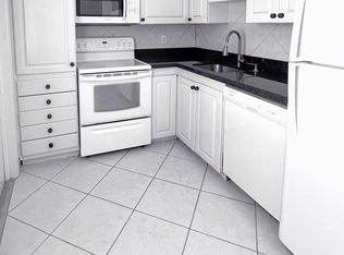 3050 N Course Dr, Pompano Beach, FL 33069