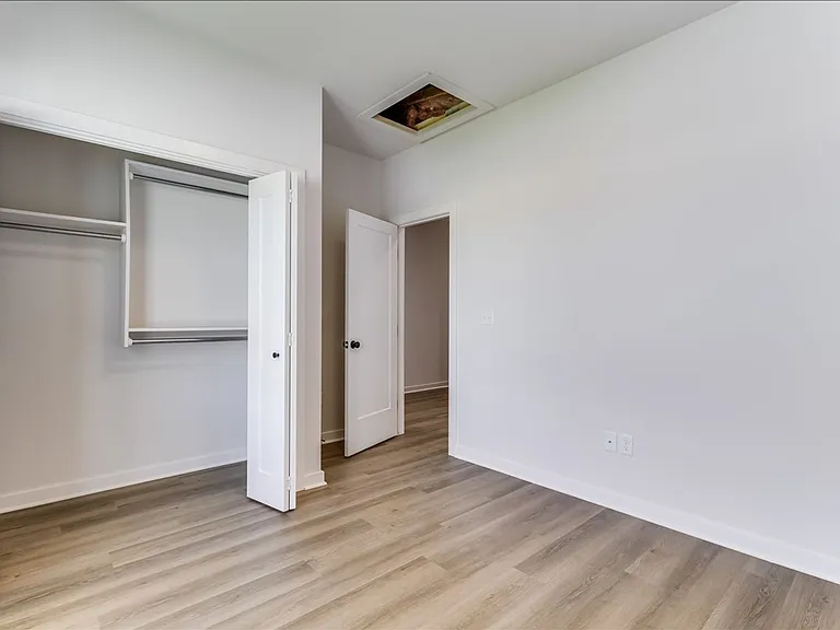 5069 N Vassar St — Photo 16