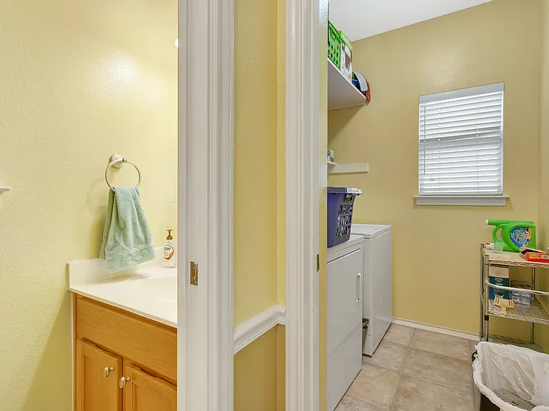 12215 Stable Ridge Dr — Photo 13