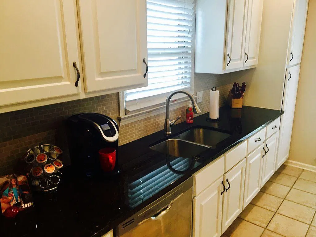 3 bed, 1650 sqft, $1,800 — Photo 4