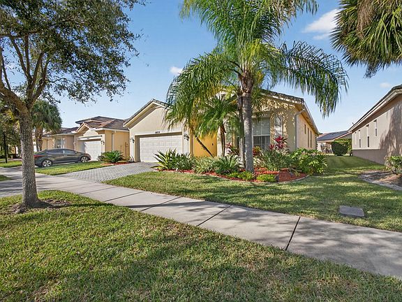 2nd image of 10059 SW Chadwick Drive