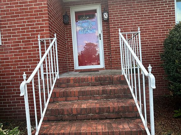 5th image of 4808 Allenshaw Dr