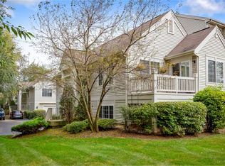 336 New Haven Dr #0, Cary, IL 60013