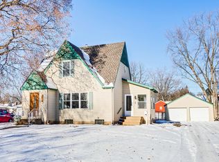 2673 15th Ave E, North Saint Paul, MN 55109