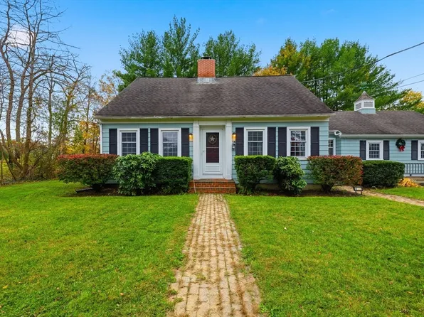 47 Reservoir St, North Attleboro, MA 02760