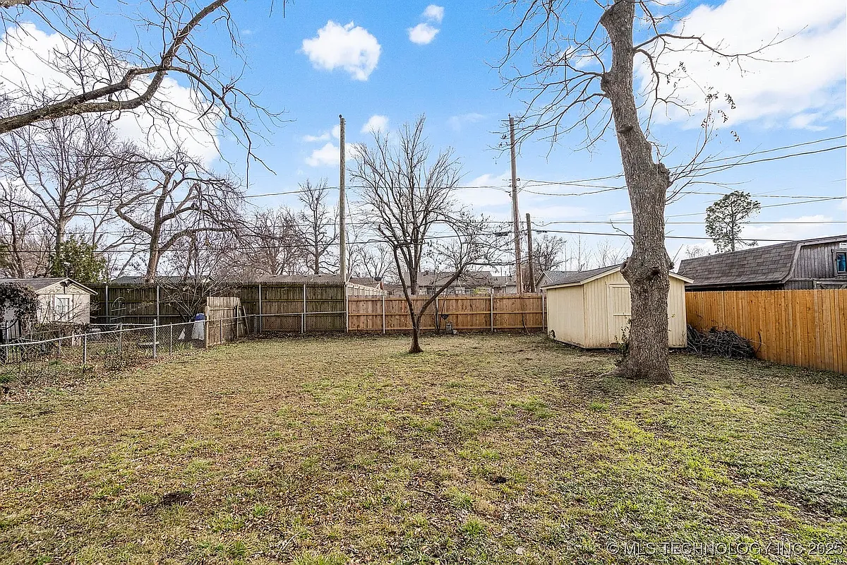 backyard with storage shed - 20 E 44th St