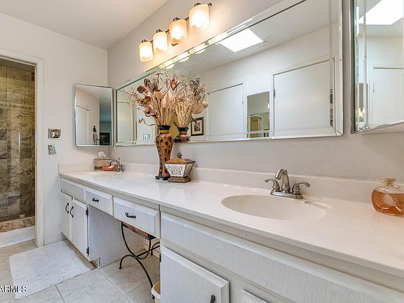 5th image of 9642 E FOSTER Avenue