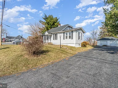 Thumbnail 2 of 103 S Lockwillow Ave