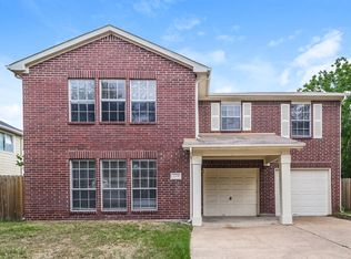 2106 Falling Oaks Rd, Houston, TX 77038