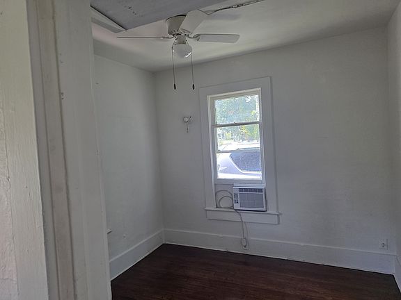 3rd image of 1808 21st Ave