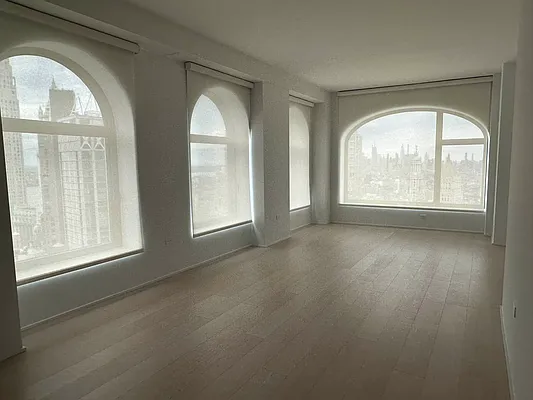 Rented by Valeo Realty Group LLC | media 9