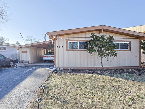 2nd image of 372 Nancy Ln