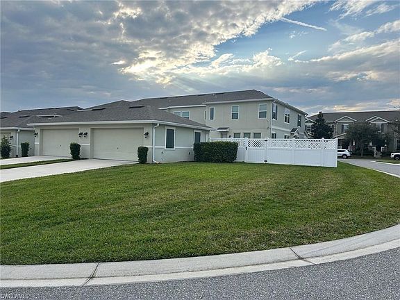 3rd image of 15579 Blackbead ST
