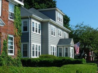 102 Lothrop St, Beverly, MA 01915