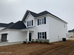 578 Appalachian Trl S, Jacksonville, NC 28546