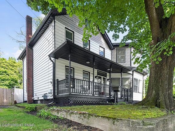 3rd image of 192 Lackawanna Ave