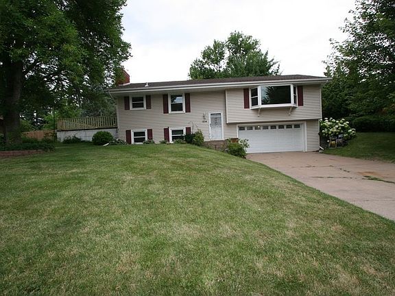 2nd image of 1214 Pike Lake Dr