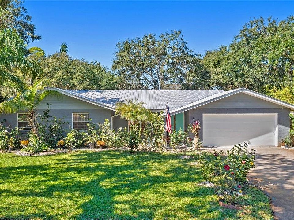 1st image of 35 Ocean Woods Dr E
