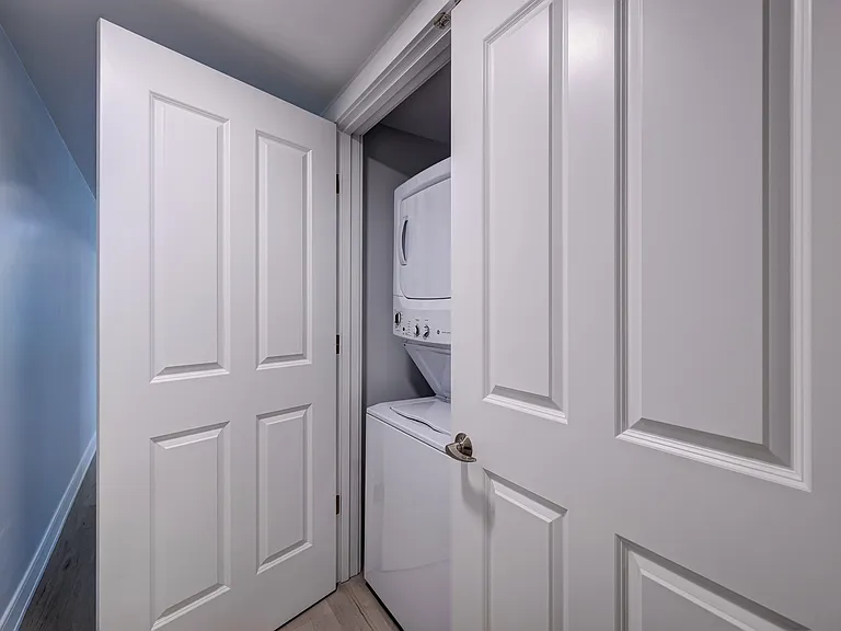 2059 Lafayette Rd #201 — Photo 12
