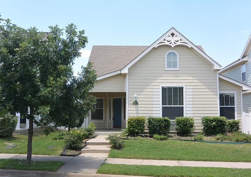 1st image of 1321 Portsmouth Dr