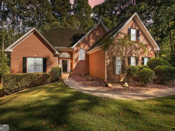 80 Tanqueray St, Sharpsburg, GA 30277