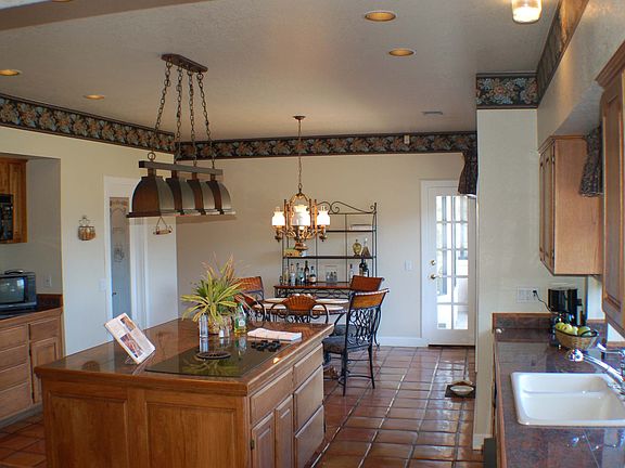 Light Kitchen with Breakfast Patio