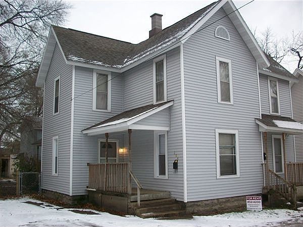 1st image of 306 Spencer St NE