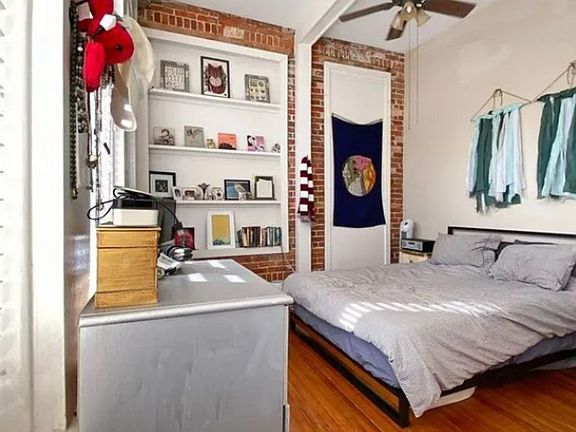 4th image of 1401 Gaylord St #77E21975A
