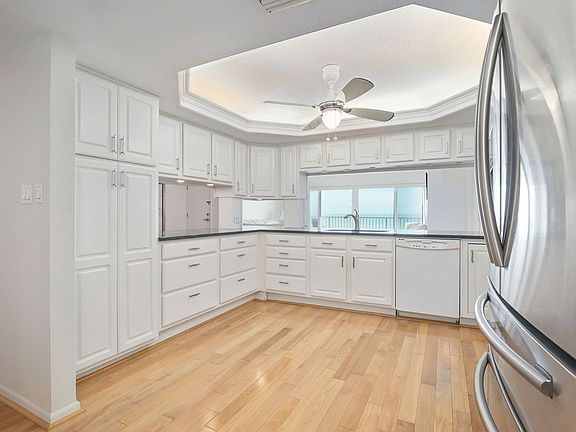 5th image of 1805 Atlantic St APT 122