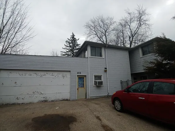 311 Grandview Dr, Round Lake Park, IL 60073