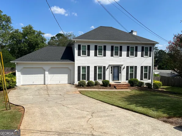 903 Coach House Dr, Tucker, GA 30084