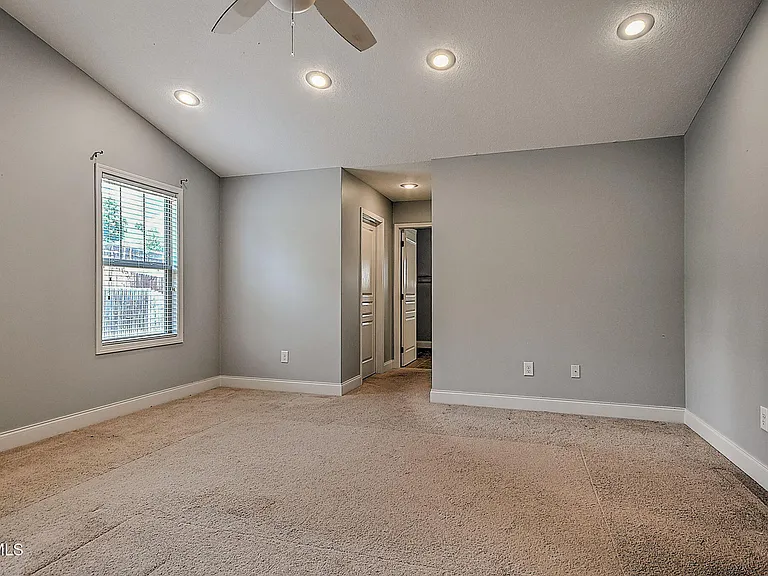 1092 Aberlea Valley Cir — Photo 16