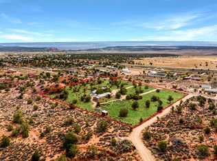 4441 E Red Cliffs Dr, Kanab, UT 84741