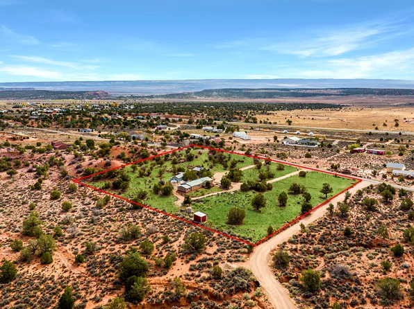 4441 E Red Cliffs Dr, Kanab, UT 84741