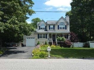 45 Terapin St, Mastic, NY 11950