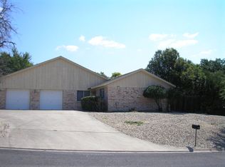 2006 West Ln, Kerrville, TX 78028